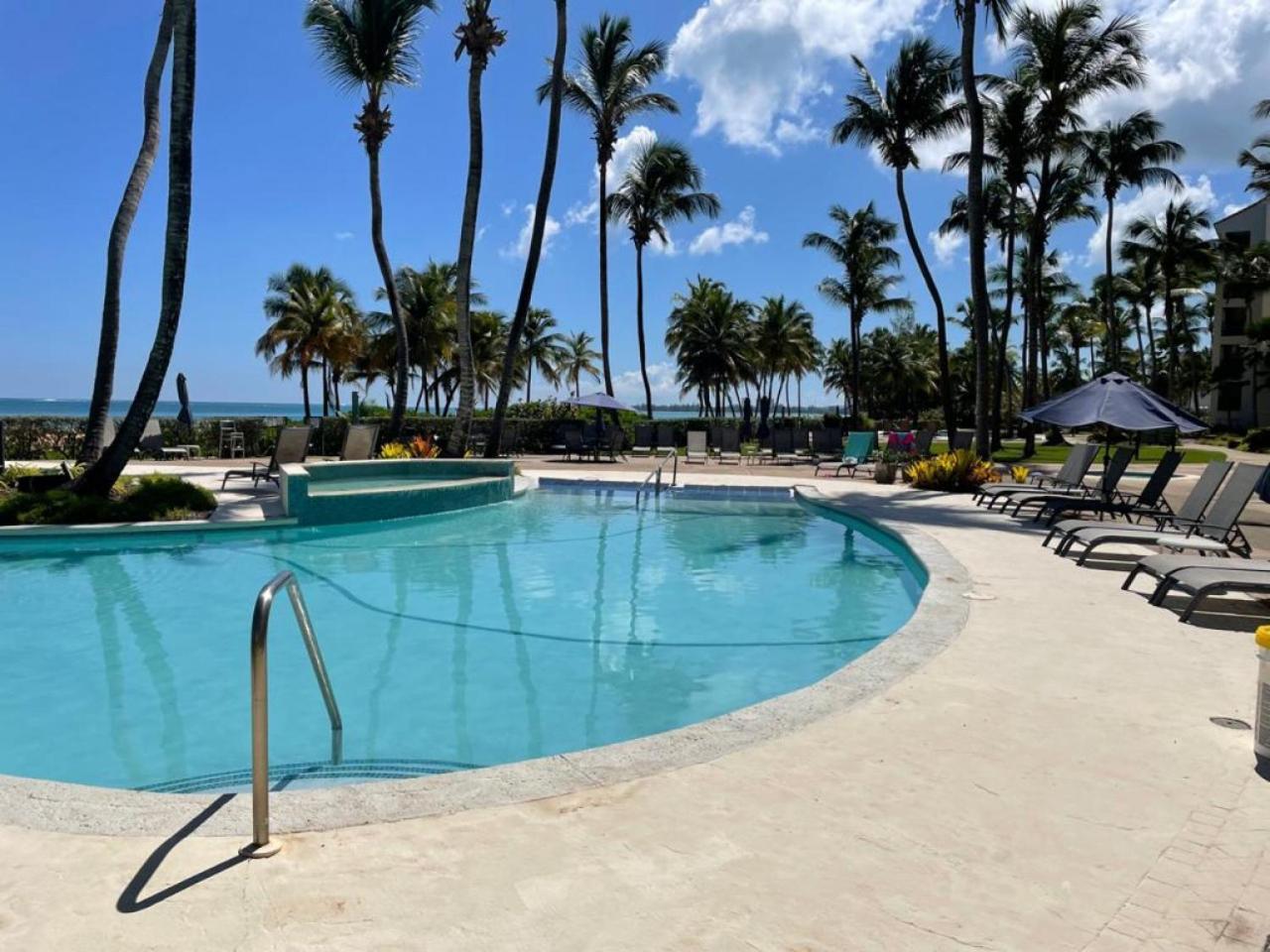 Beachfront Luxury 2 Bedroom At Wyndham Rio Mar, Pr Luquillo Zewnętrze zdjęcie